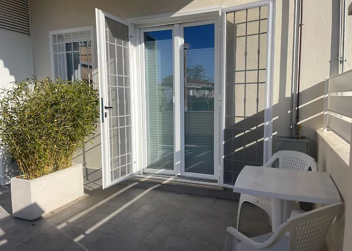 Domiziana Home