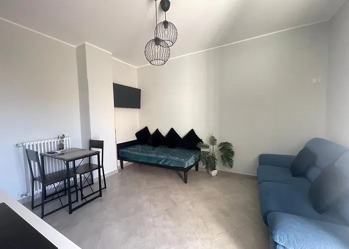 Domiziana Home