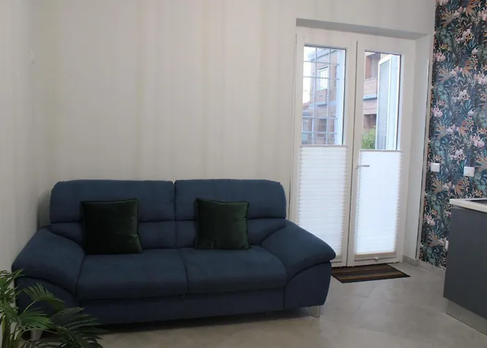 Domiziana Home